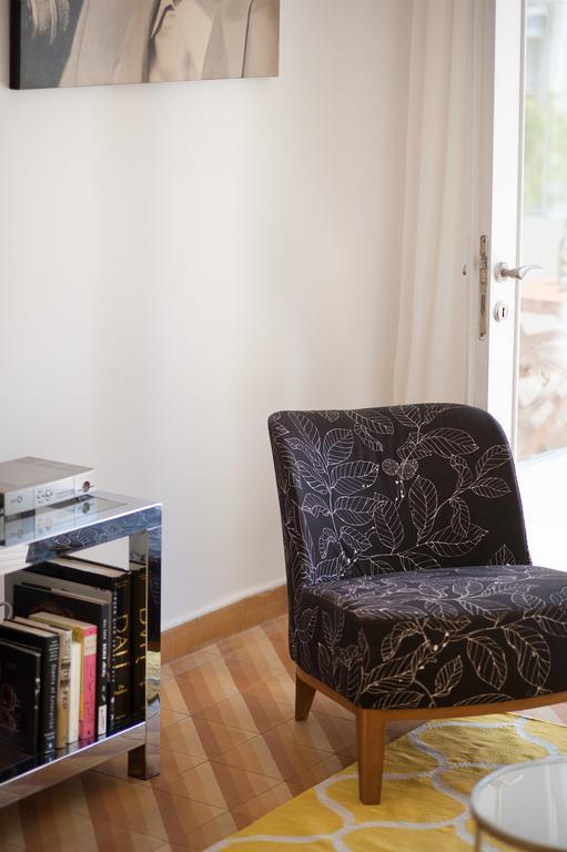 Charming 2Bd Apt W/ Balcony By Sea N' Rent Tel Aviv-Jaffa Zimmer foto